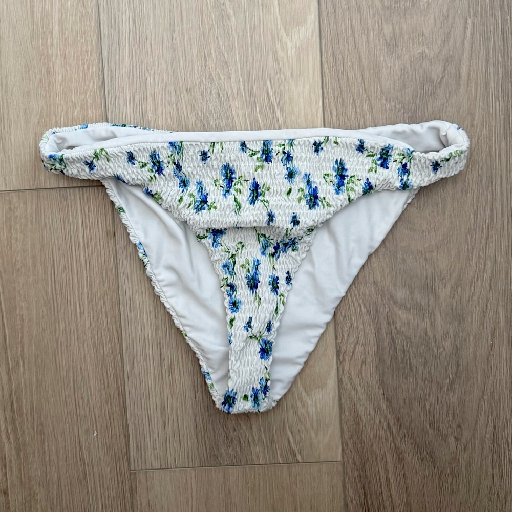 Tularosa Poppy Bottom Forget Me Not Floral